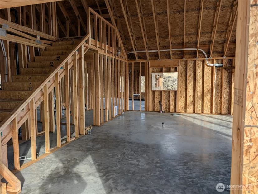 Property photo for 1675 Outer Range Drive E, Grand Coulee photo 7