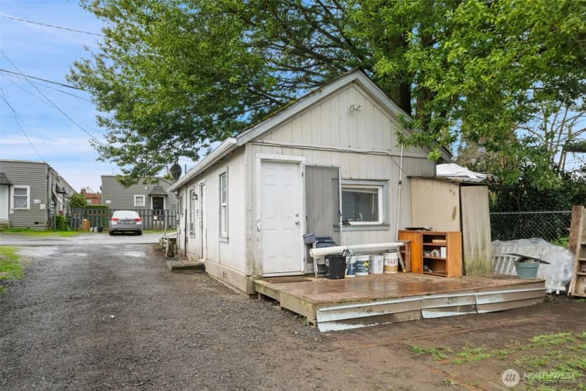 Property photo for 839 10th Street, Bremerton photo 18