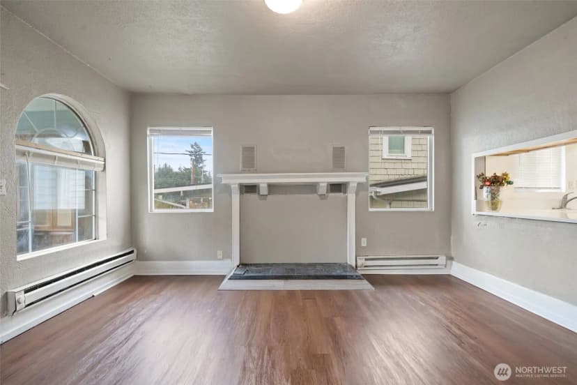 Property photo for 839 10th Street, Bremerton photo 4