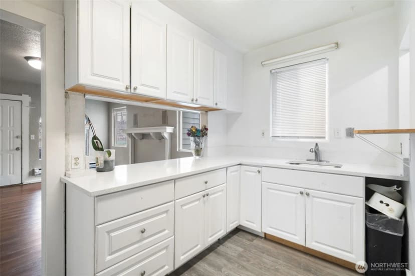Property photo for 839 10th Street, Bremerton photo 8
