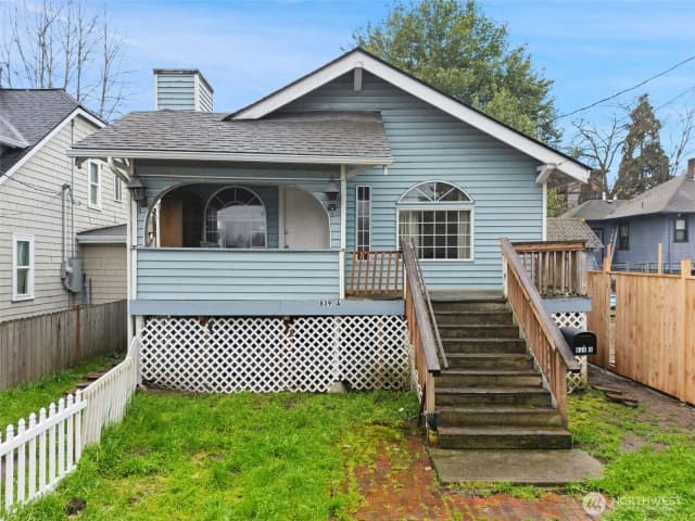Property photo for 839 10th Street, Bremerton