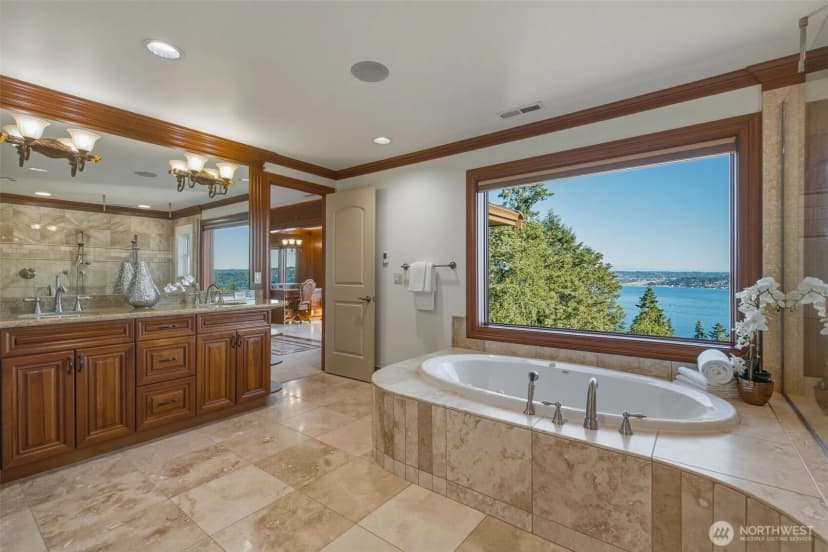 Property photo for 7909 78th Avenue Se, Mercer Island photo 11