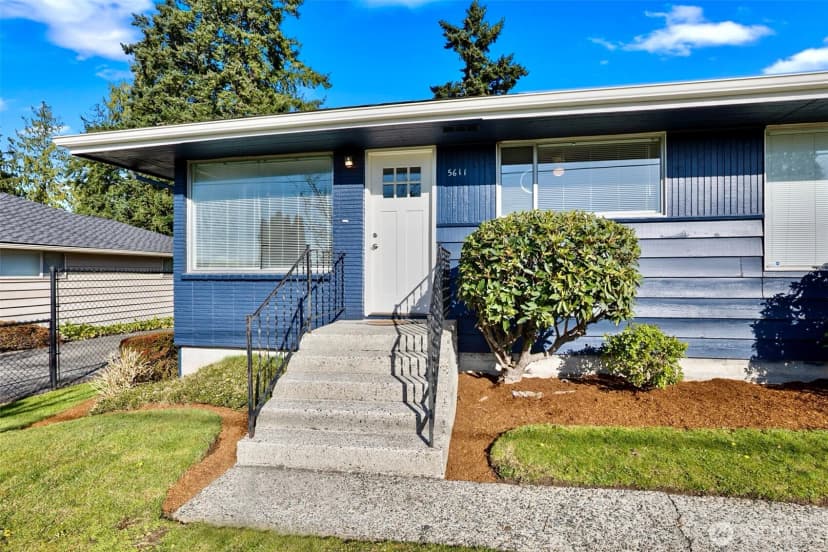 Property photo for 5615 Beverly Ln, Everett photo 4