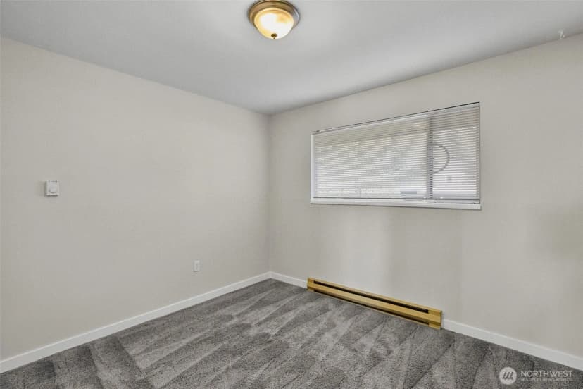 Property photo for 5615 Beverly Ln, Everett photo 20