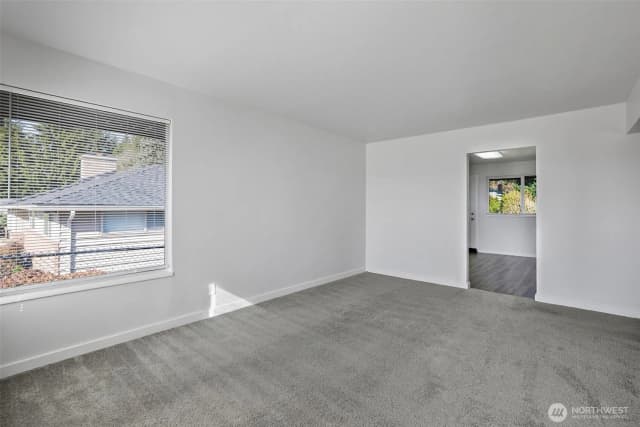 Property photo for 5615 Beverly Ln, Everett photo 5