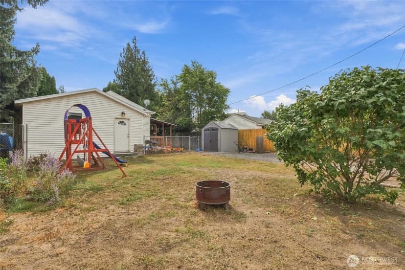 Property photo for 319 Nw C St, Ephrata photo 14