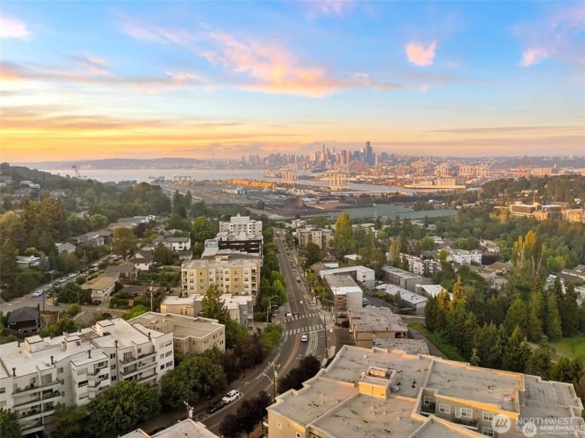 Property photo for 3112 Sw Avalon Way #501, Seattle photo 36