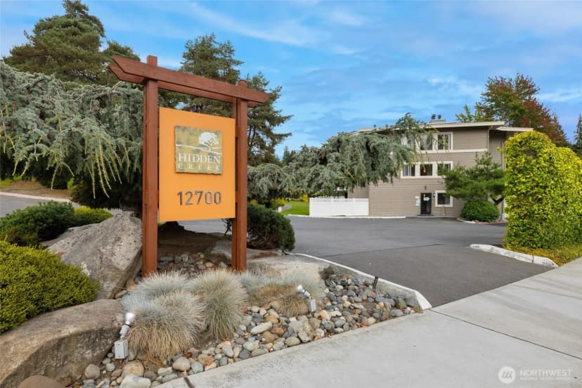 Property photo for 12700 Ne 8th Street #e102, Bellevue
