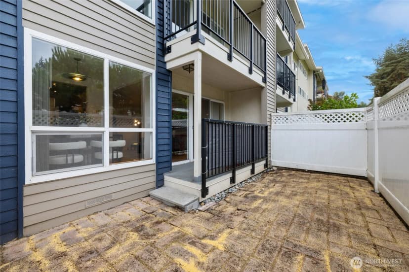 Property photo for 12700 Ne 8th Street #e102, Bellevue photo 16