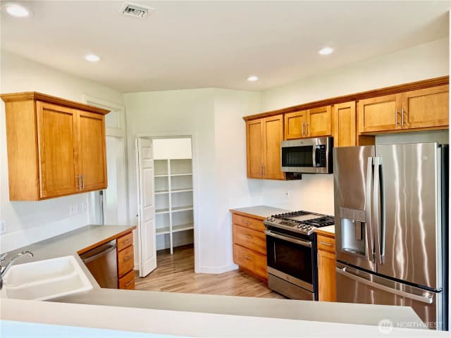 Property photo for 1023 Se Sentry Drive, College Place photo 3
