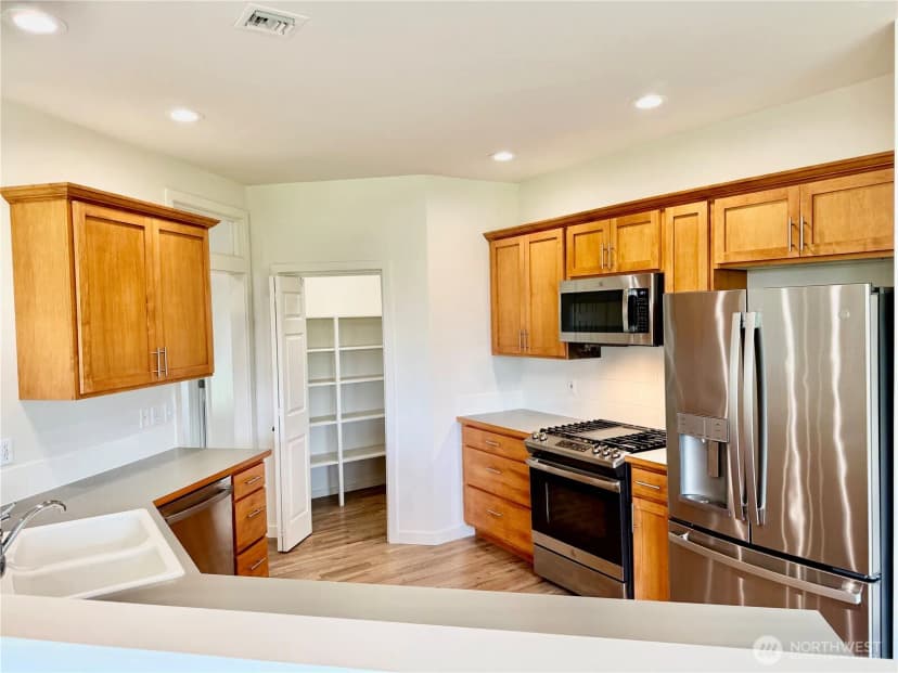 Property photo for 1023 Se Sentry Drive, College Place photo 3
