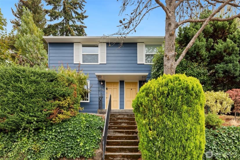 Property photo for 3008 31st Avenue W, Seattle photo 25