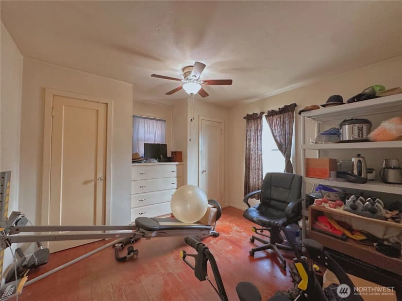 Property photo for 319 E Bartlett Avenue, Omak photo 18