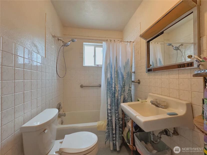 Property photo for 319 E Bartlett Avenue, Omak photo 17