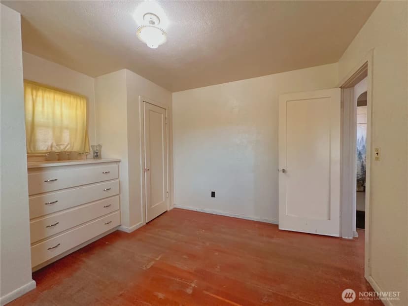 Property photo for 319 E Bartlett Avenue, Omak photo 15