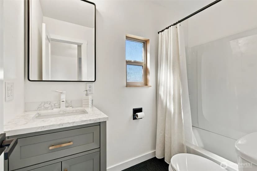 Property photo for 922 Pitt Avenue, Bremerton photo 15