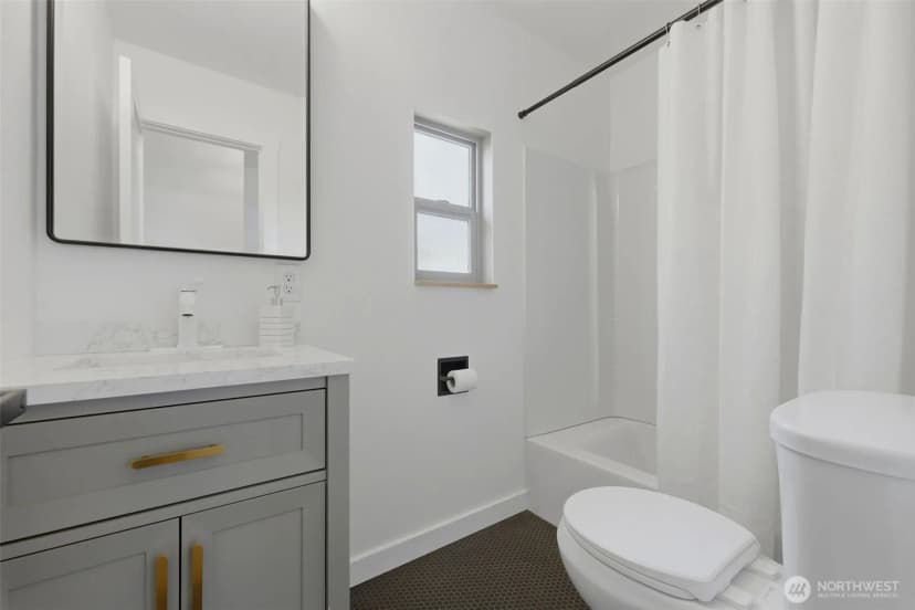 Property photo for 922 Pitt Avenue, Bremerton photo 18