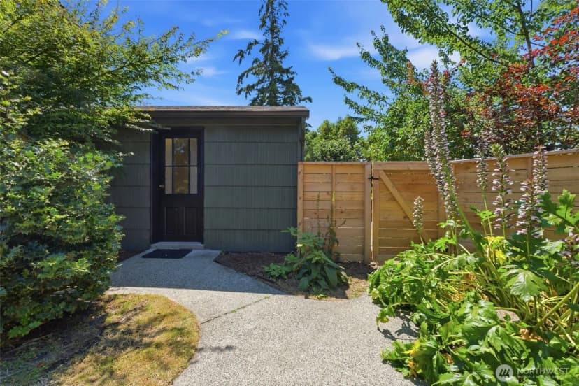 Property photo for 922 Pitt Avenue, Bremerton photo 24