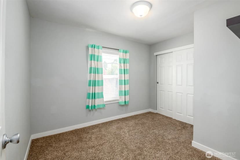 Property photo for 11405 8th Avenue Ct S, Tacoma photo 16