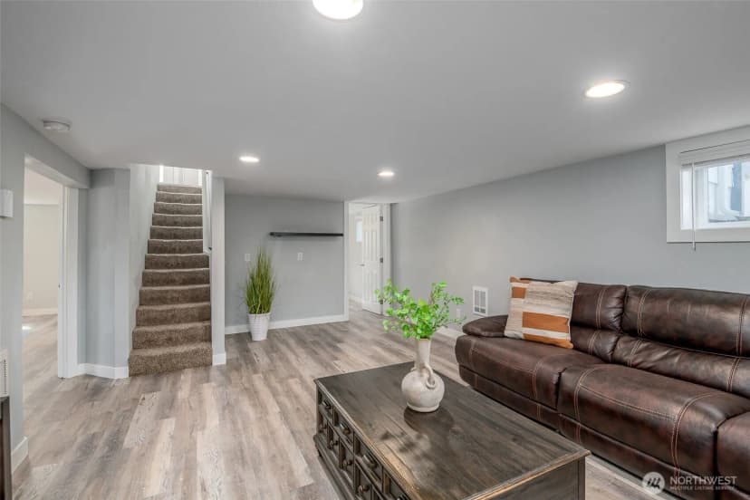 Property photo for 11405 8th Avenue Ct S, Tacoma photo 27