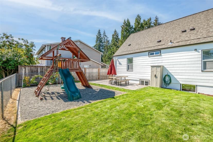 Property photo for 11405 8th Avenue Ct S, Tacoma photo 32