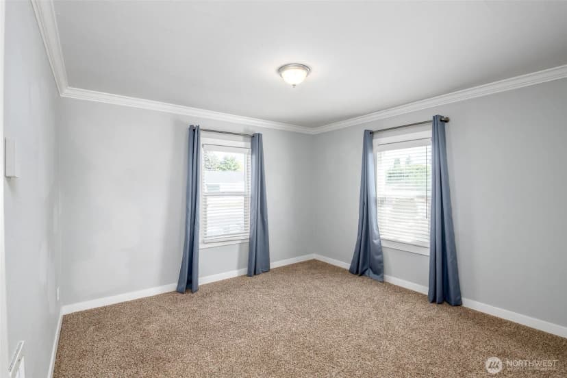 Property photo for 11405 8th Avenue Ct S, Tacoma photo 14