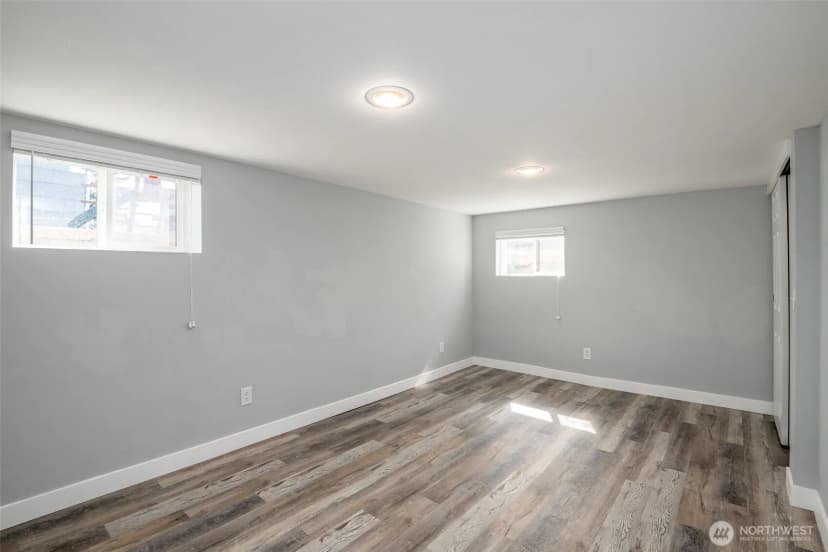 Property photo for 11405 8th Avenue Ct S, Tacoma photo 28