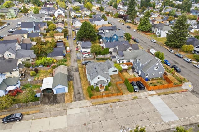 Property photo for 1711 24th Street, Everett photo 2