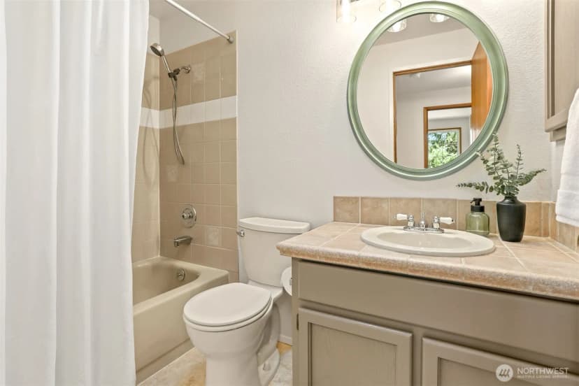 Property photo for 14855 Se 10th Place, Bellevue photo 24