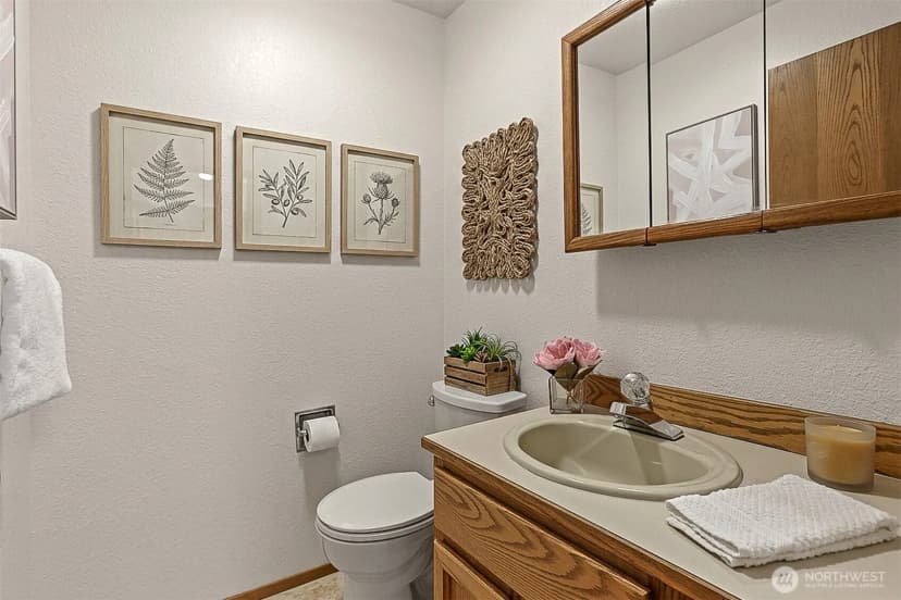 Property photo for 14855 Se 10th Place, Bellevue photo 28