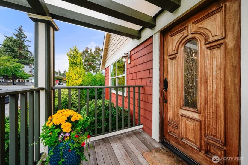 Property photo for 4428 Eastern Ave N, Seattle photo 18