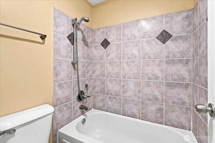 Property photo for 5000 Lake Washington Boulevard Ne #d304, Renton photo 23