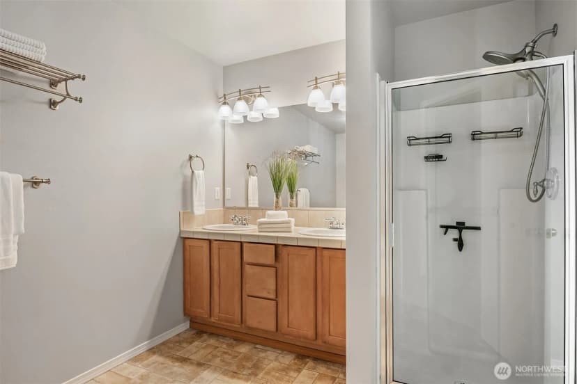 Property photo for 23220 27th Drive Se, Bothell photo 18