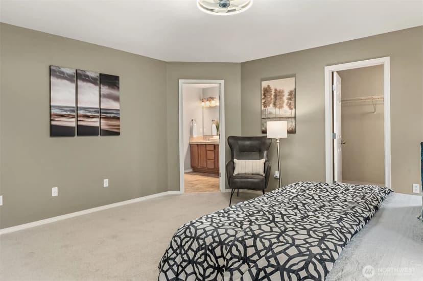 Property photo for 23220 27th Drive Se, Bothell photo 16