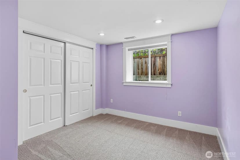 Property photo for 5728 Woodlawn Avenue N, Seattle photo 26
