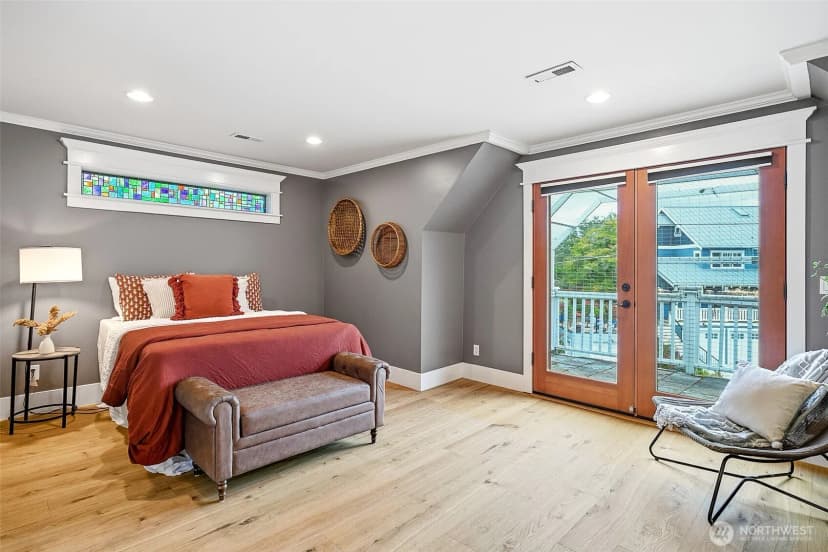Property photo for 5728 Woodlawn Avenue N, Seattle photo 19