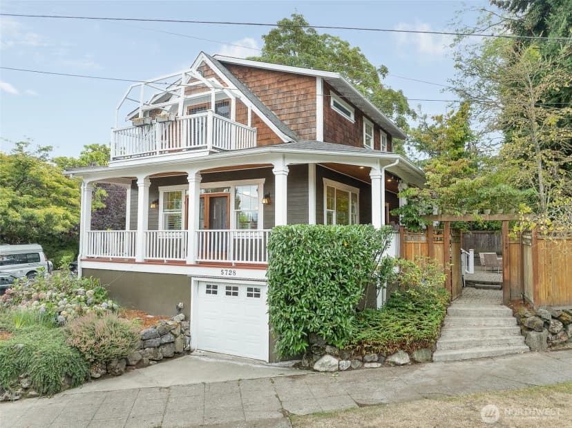 Property photo for 5728 Woodlawn Avenue N, Seattle photo 37