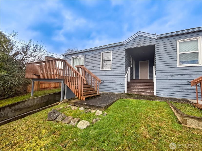 Property photo for 2017 A&b Vandalia Avenue, Bremerton photo 2