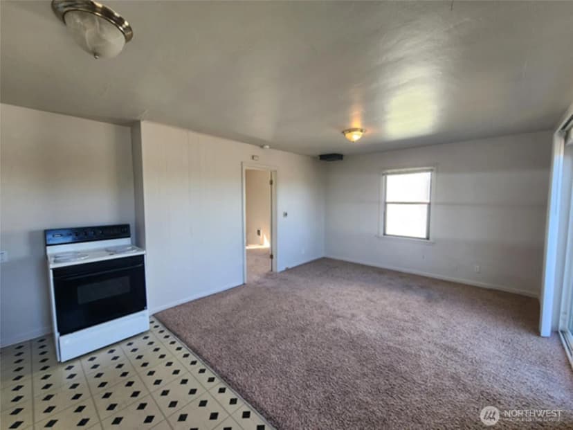 Property photo for 2017 A&b Vandalia Avenue, Bremerton photo 11