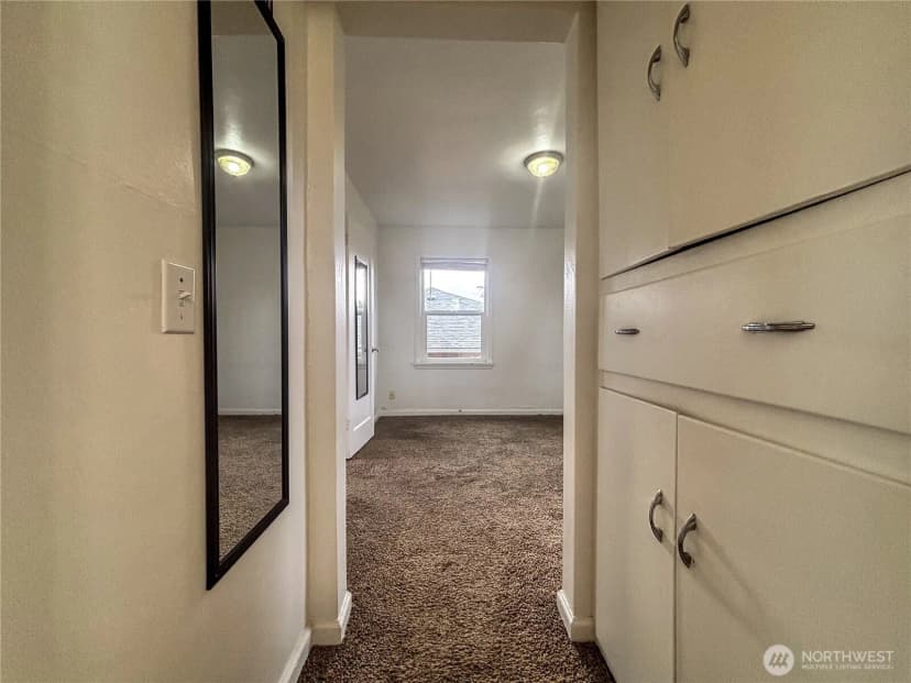 Property photo for 2017 A&b Vandalia Avenue, Bremerton photo 3