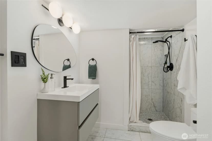 Property photo for 4715 W Roberts Way, Seattle photo 21