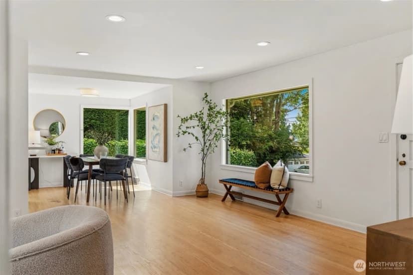 Property photo for 4715 W Roberts Way, Seattle photo 5