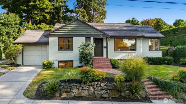 Property photo for 4715 W Roberts Way, Seattle
