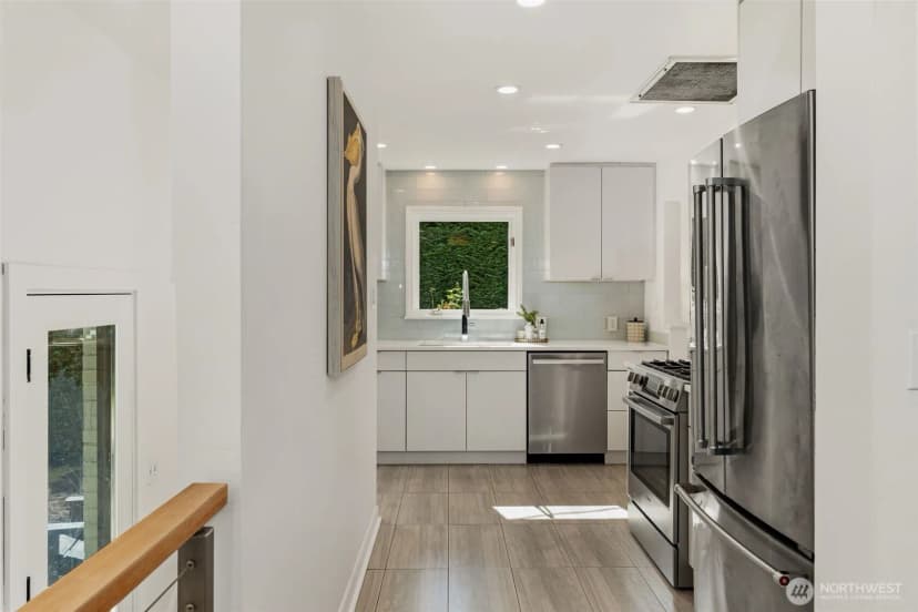 Property photo for 4715 W Roberts Way, Seattle photo 13