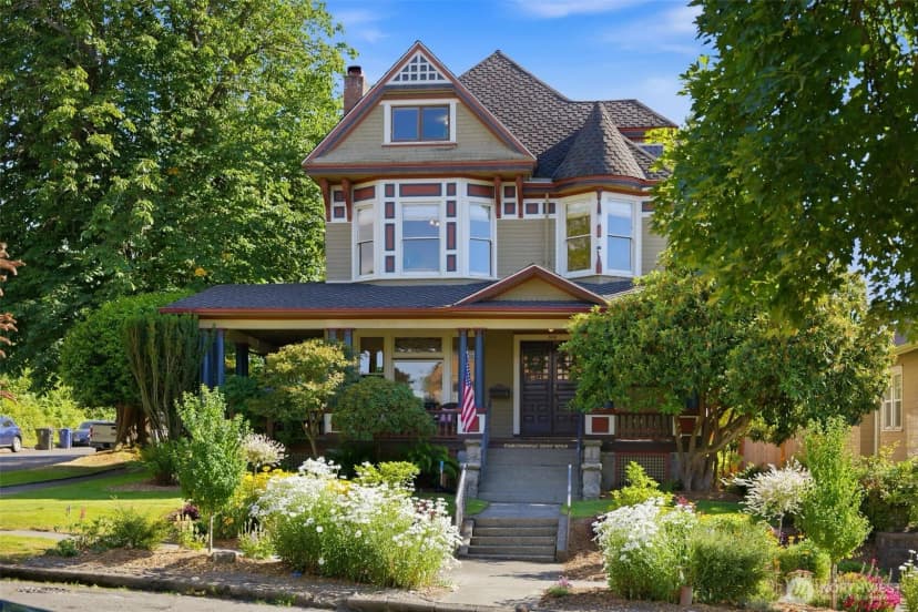 Property photo for 502 N E Street, Tacoma photo 2