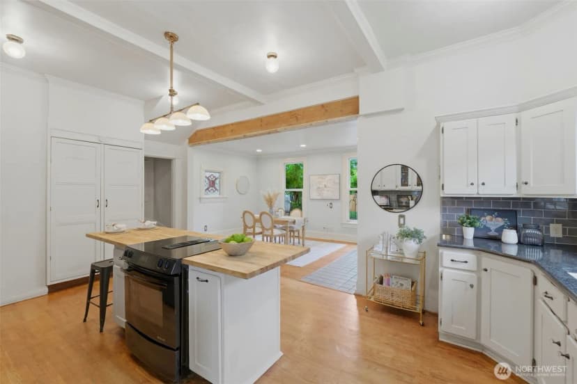 Property photo for 502 N E Street, Tacoma photo 16