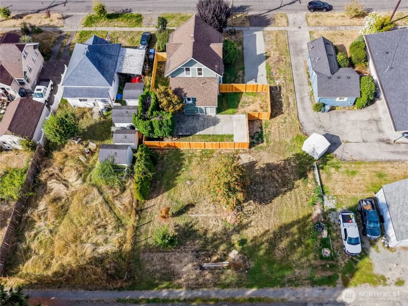 Property photo for 1120 Thompson Street, Sumner