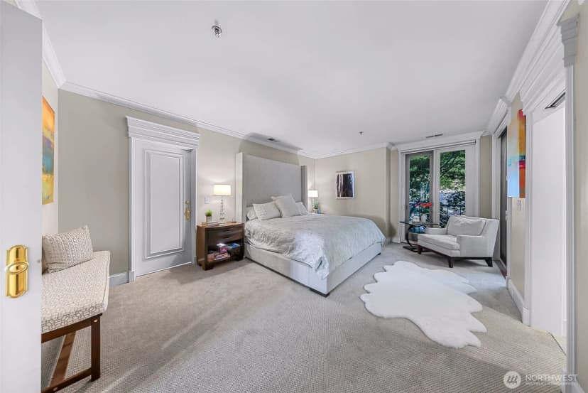 Property photo for 111 Lake Avenue W #202, Kirkland photo 23