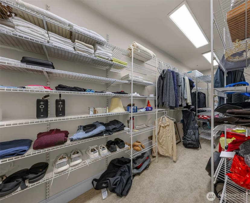 Property photo for 111 Lake Avenue W #202, Kirkland photo 28