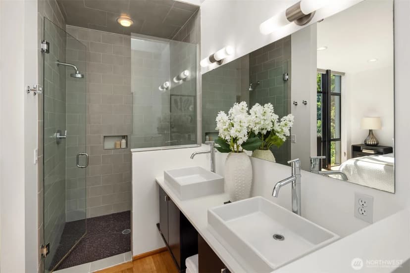Property photo for 812 S Orcas Street #b, Seattle photo 18